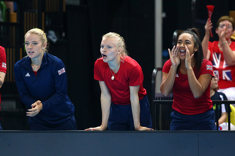 Heather Watson, Harriet Dart and Katie Swan cheer the GB Team