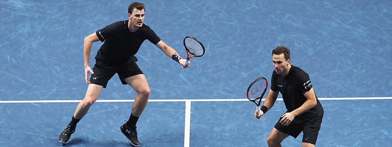 Jamie Murray and Bruno Soares in action at the 2017 Nitto ATP Finals